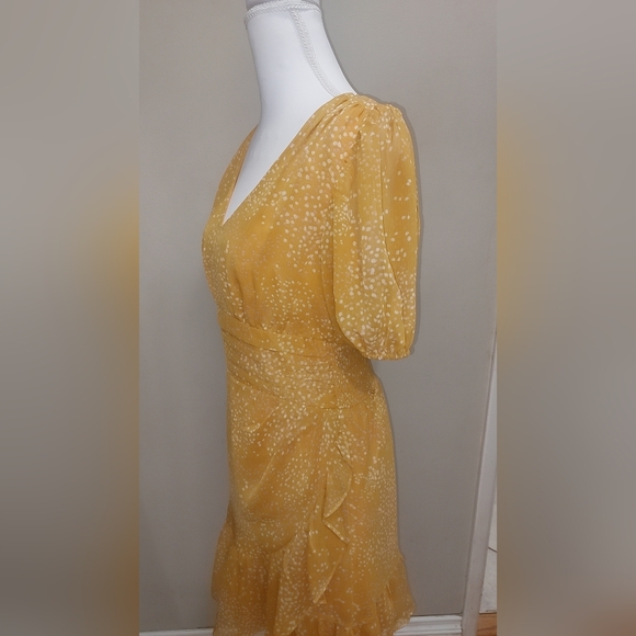 Mustard color XS EXPRESS SHORT DRESS - Picture 4 of 12